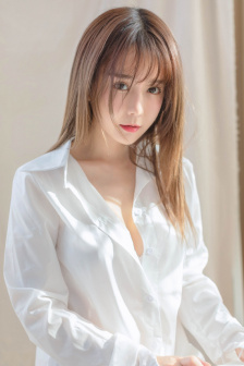 高清黄衣美女视频
